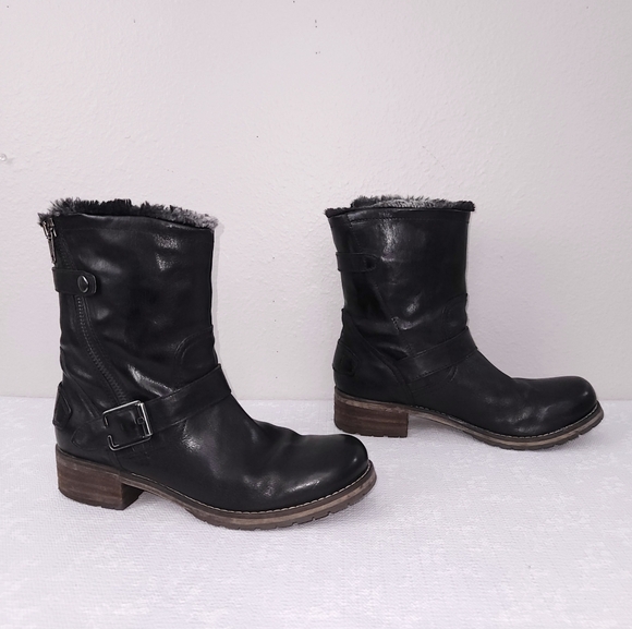 CLARKS Majorca Sun Moto Boots Black Leather Faux Fur Lined US 10 - Picture 2 of 9